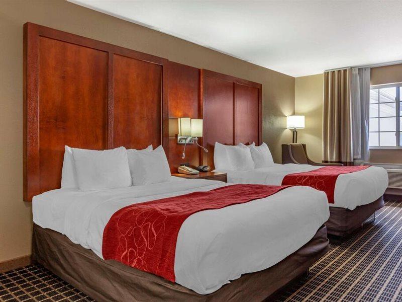 Comfort Suites Delavan - Lake Geneva Area Esterno foto