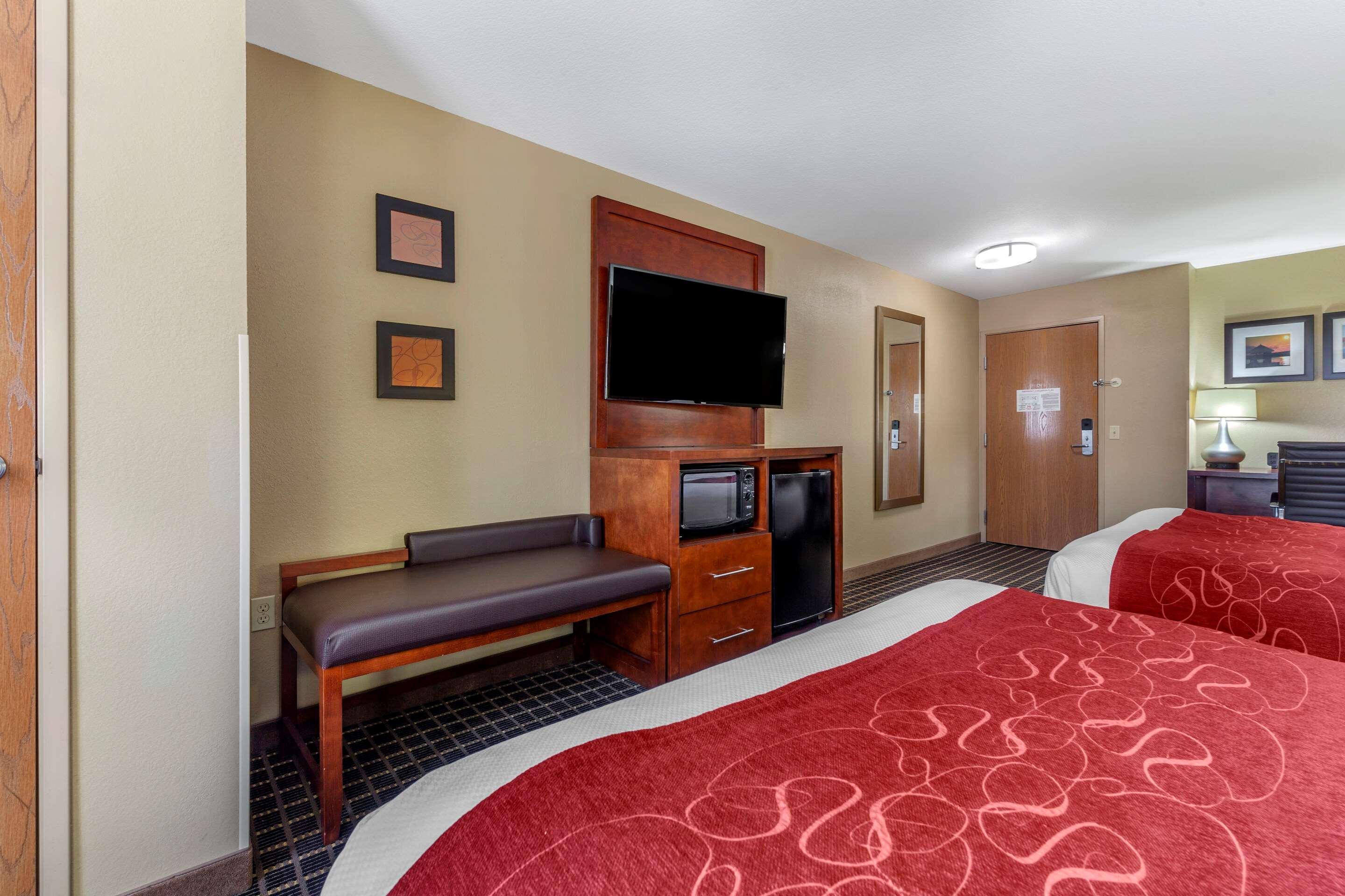 Comfort Suites Delavan - Lake Geneva Area Esterno foto