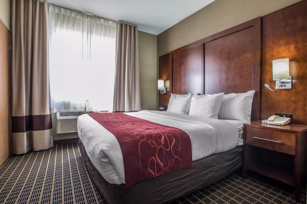 Comfort Suites Delavan - Lake Geneva Area Esterno foto