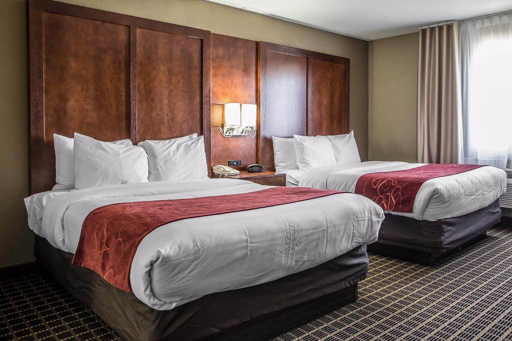 Comfort Suites Delavan - Lake Geneva Area Esterno foto