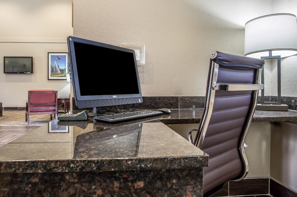 Comfort Suites Delavan - Lake Geneva Area Esterno foto