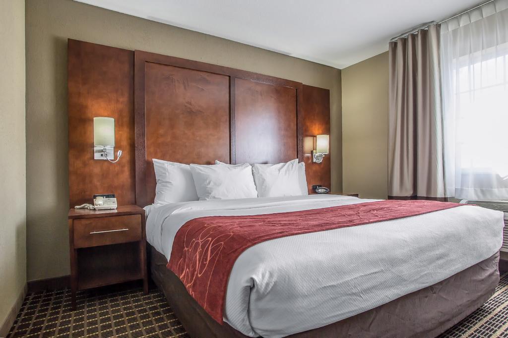 Comfort Suites Delavan - Lake Geneva Area Esterno foto