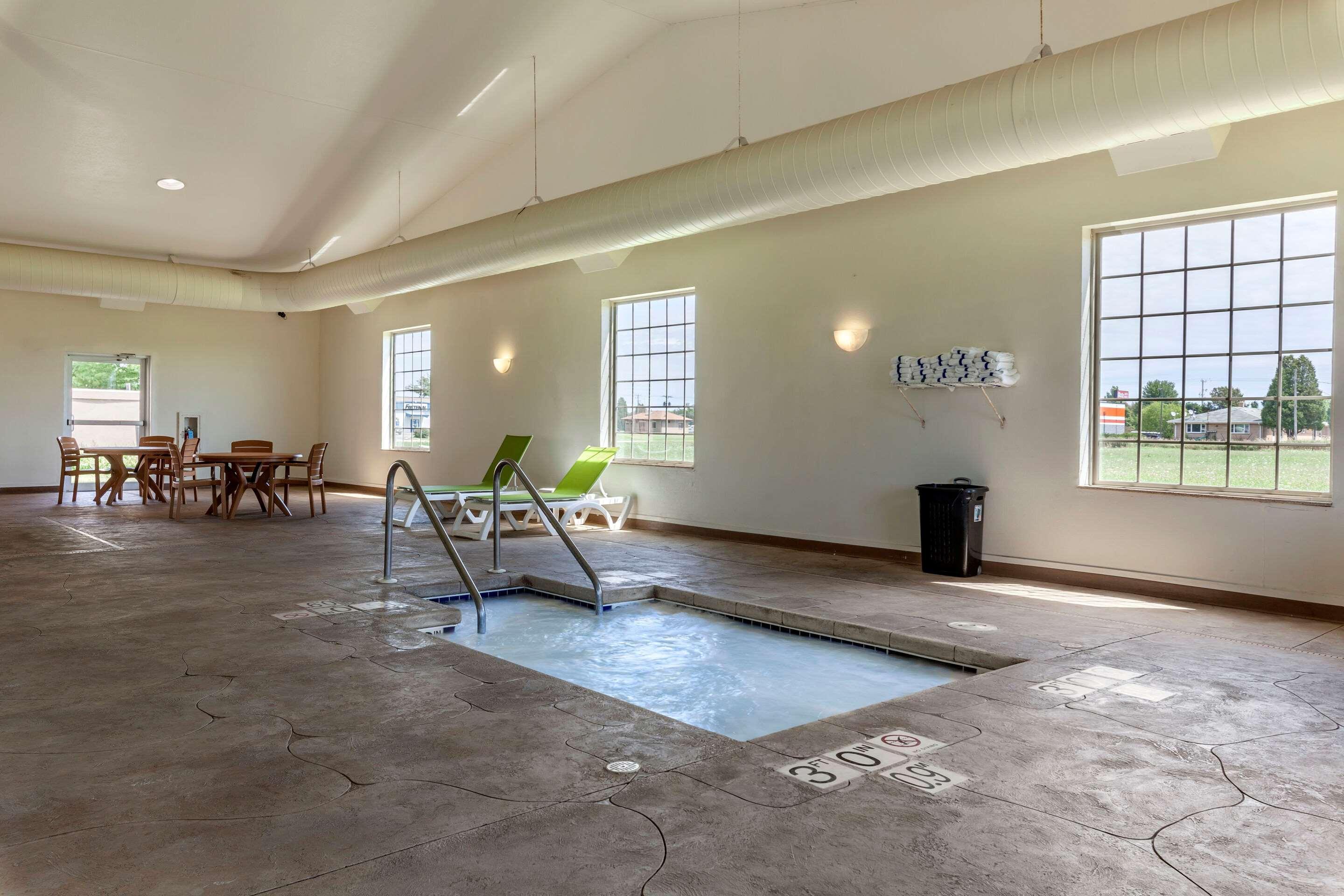 Comfort Suites Delavan - Lake Geneva Area Esterno foto