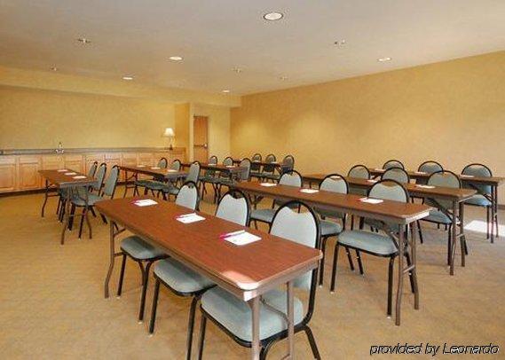 Comfort Suites Delavan - Lake Geneva Area Servizi foto